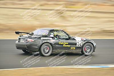 media/Jan-26-2025-CalClub SCCA (Sun) [[cfcea7df88]]/Group 1/Race/